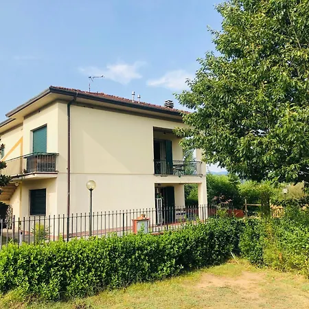 Casa Roberta A Quarto em Acomodações Particulares Lucca
